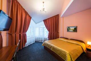 Гостиница Домик Охотника Токсово Полулюкс +-10