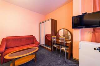 Гостиница Домик Охотника Токсово Полулюкс +-6